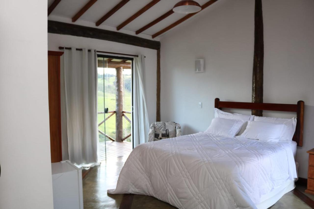 Estalagem Sensacoes Bed & Breakfast Cunha Dış mekan fotoğraf